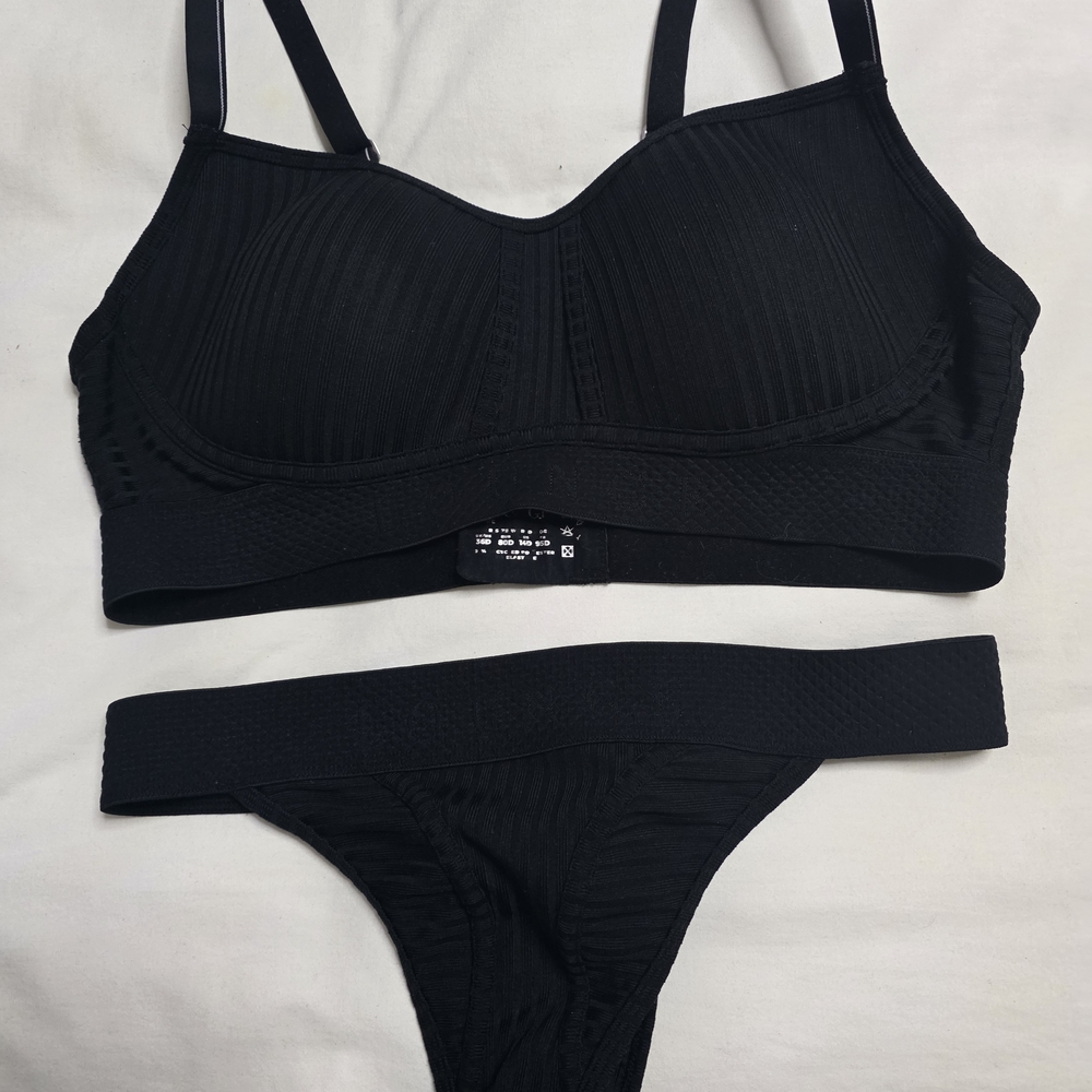 Lounge Sleek Black Women's Bra Set
